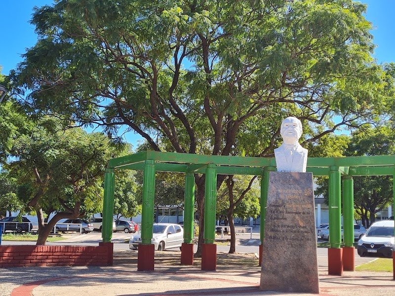 Plaza Macario Carrizo