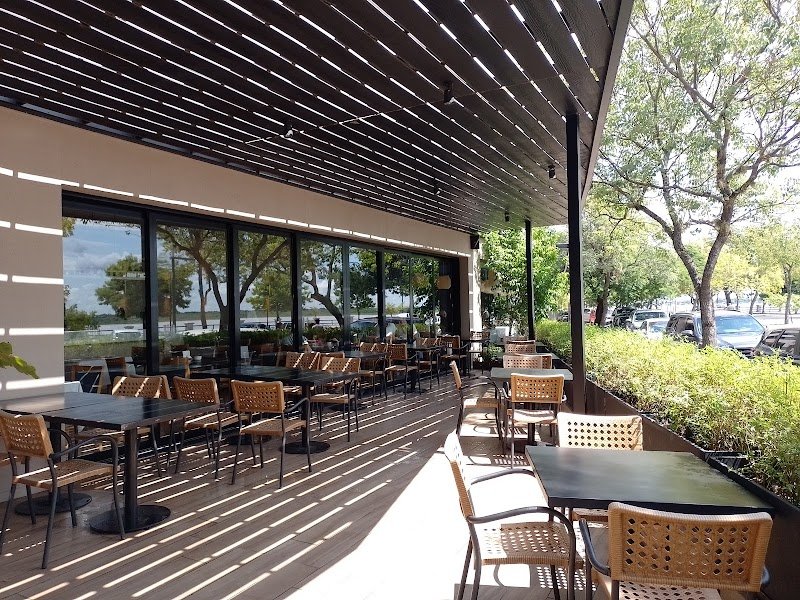 Timbó Resto & Café