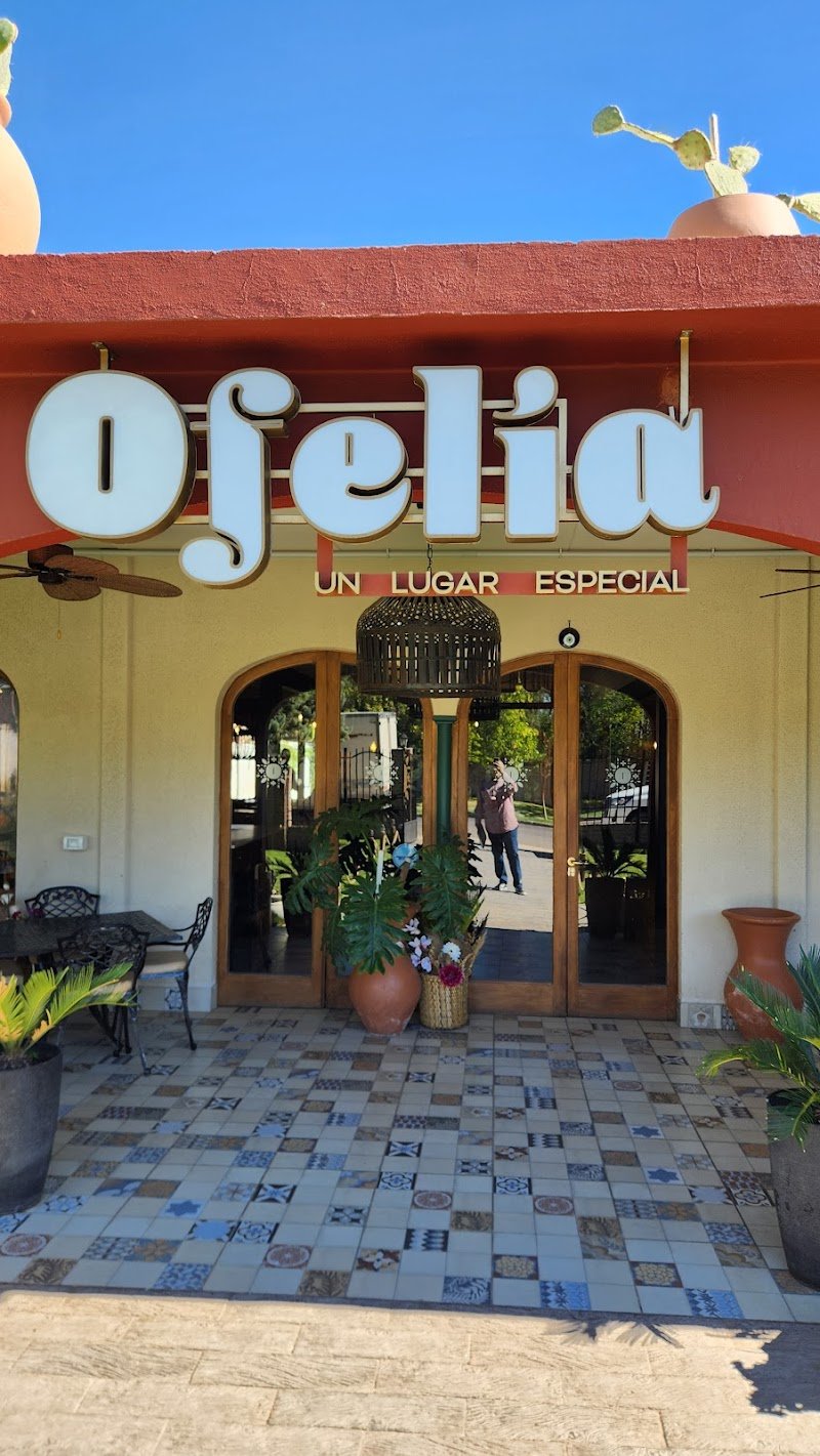 Ofelia Café & Resto